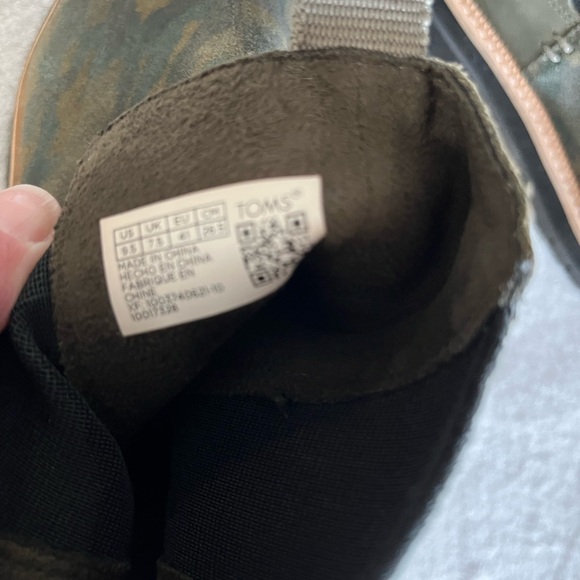 Toms Dakota Chelsea Green and Brown Camouflage ankle Boots - Picture 8 of 8